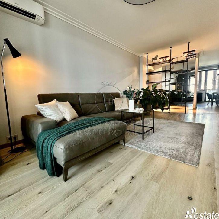 3-комн квартира город Волгоград