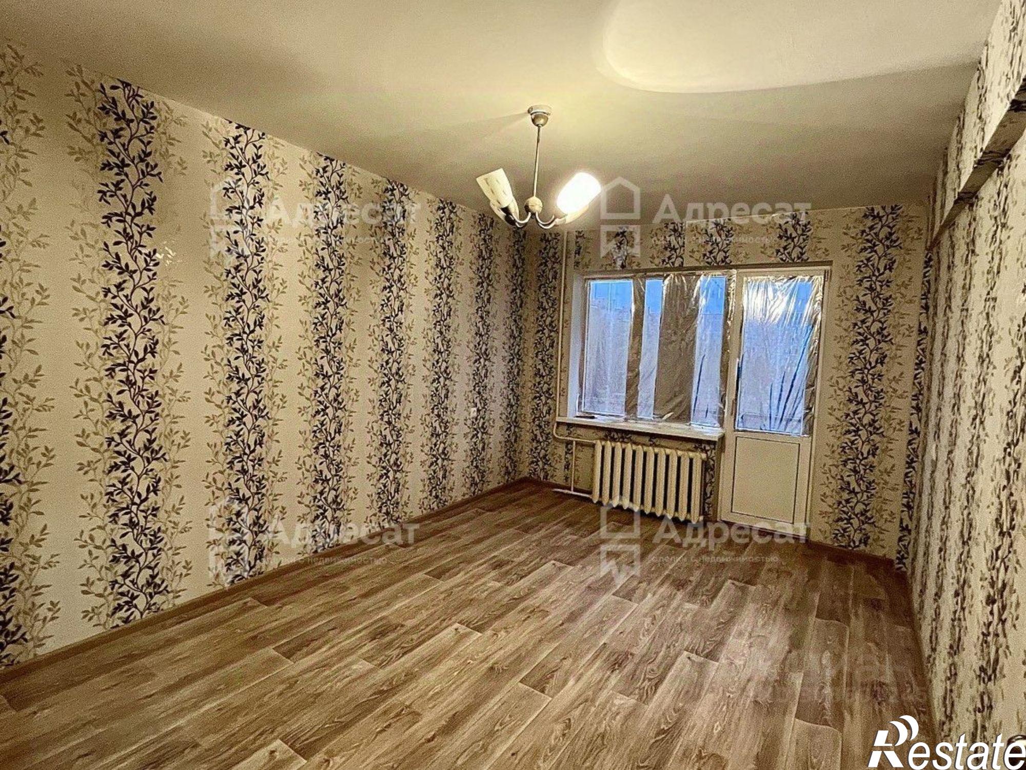 Купить квартиру за 3 100 000 рублей на Светлоярский район