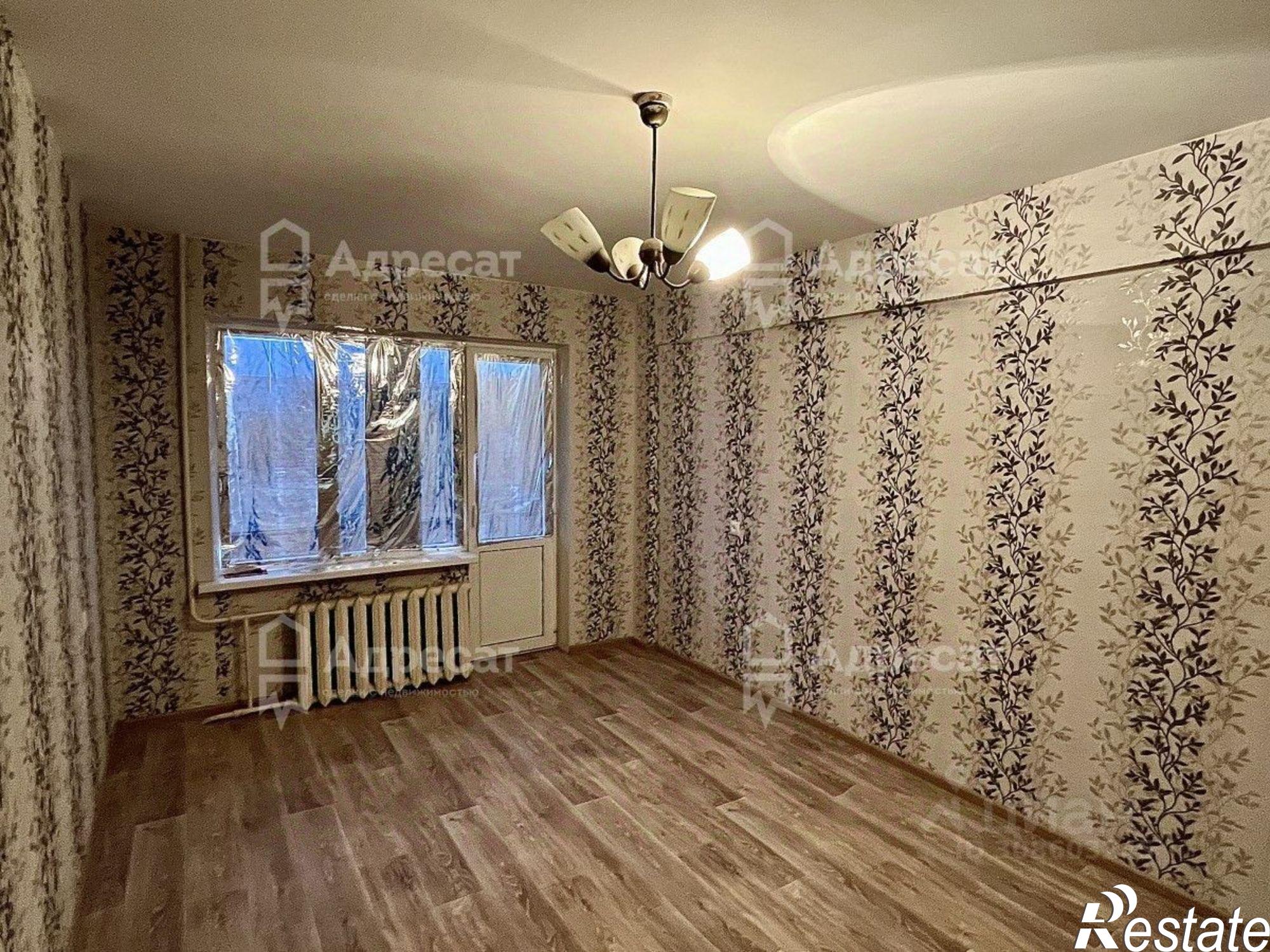 Купить квартиру за 3 100 000 рублей на Светлоярский район