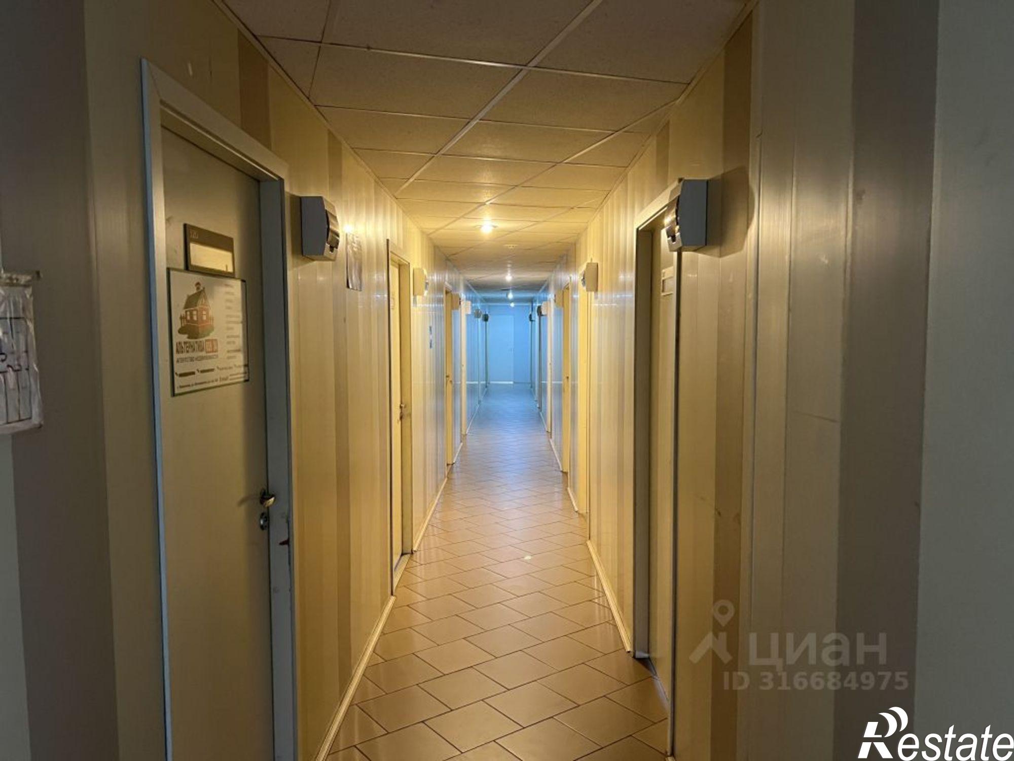 Купить офис, помещение под офис за 17 500 000 рублей на Молодежная, 3