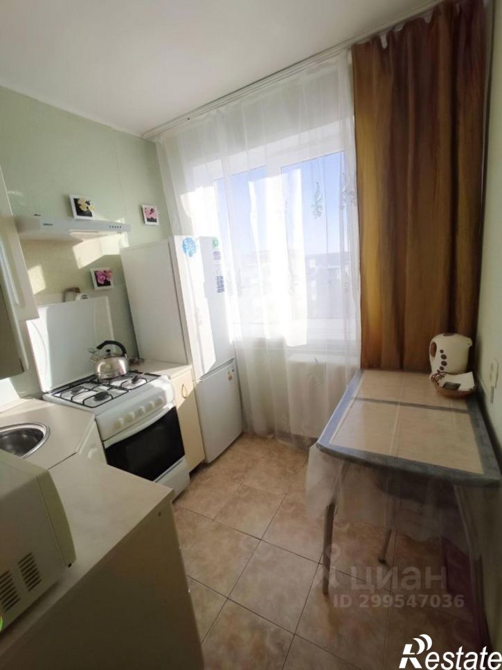 2-комн квартира улица Базарова, 156А,  д. 156А