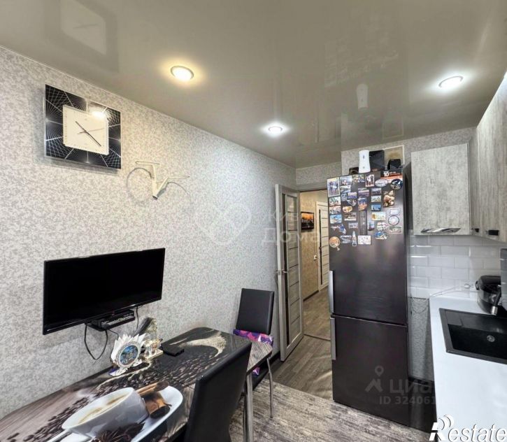 2-комн квартира пл Хвастанцева, 10,  д. 10