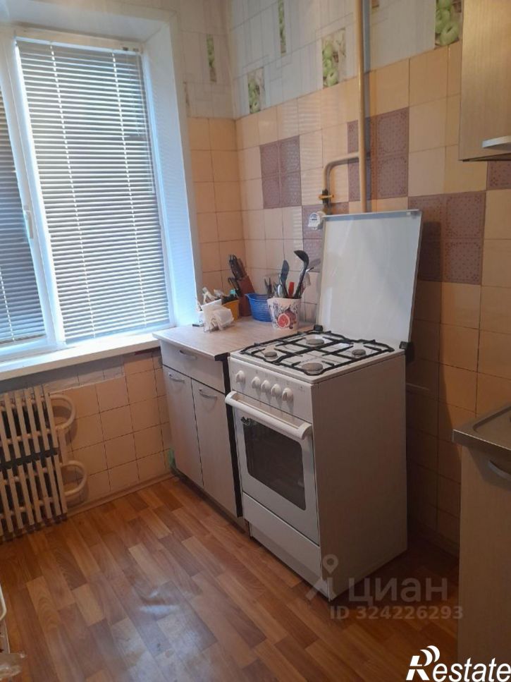 2-комн квартира мкр 5-й, 32,  д. 32