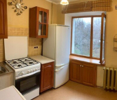 1-комн, 30кв м, этаж 3/5 улица 7-й Гвардейской Дивизии, 14