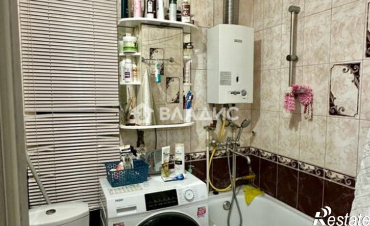 3-комн квартира Волгоград, микрорайон Тулака, Аджарская улица, 49